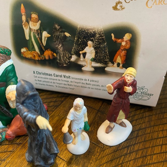 Department 55 A Christmas Carol Visit, Fan Visits Ebenezer, Saltwaterr Taffy - Picture 13 of 17